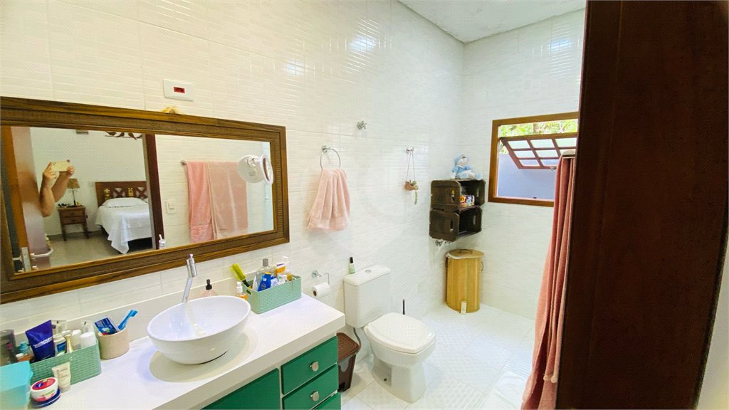 Casa à venda com 3 suítes em Dos Finco, São Bernardo do Campo, SP