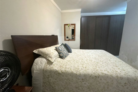 Casa à venda ou para alugar com 3 quartos, sendo 1 suíte,  em Jardim Vivan, São Paulo, SP