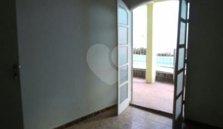 Casa Térrea à venda com 6 quartos em Imirim, São Paulo, SP