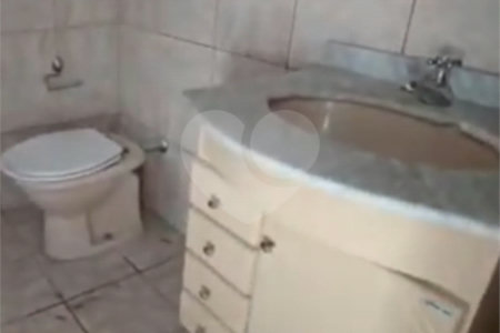 Sobrado à venda com 3 quartos em Vila Lageado, São Paulo, SP