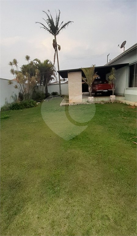Casa à venda com 5 quartos, sendo 1 suíte, no Centro, Bom Jesus dos Perdões, SP