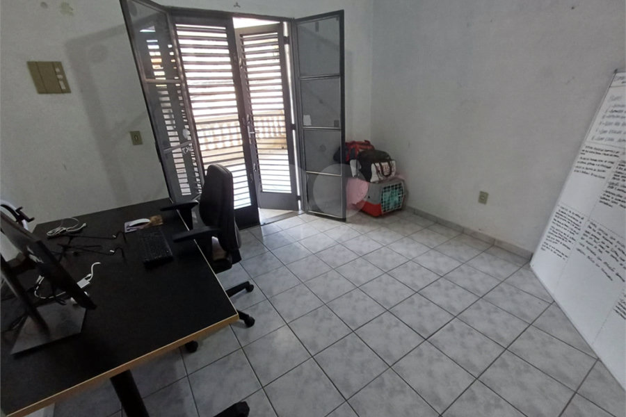 Casa à venda com 4 quartos em Jardim Maristela, São Paulo, SP