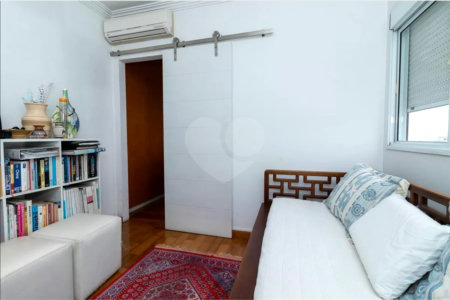Apartamento à venda com 2 quartos, sendo 1 suíte, em Perdizes, São Paulo, SP