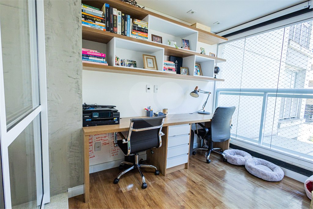 Apartamento à venda com 2 quartos, sendo 1 suíte, em Pinheiros, São Paulo, SP