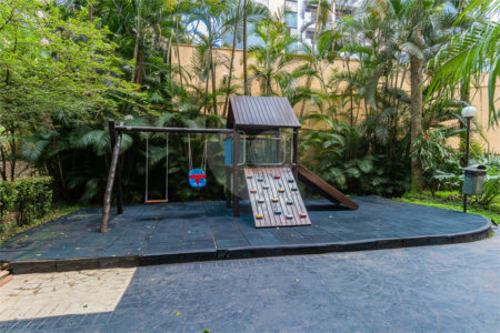 Apartamento à venda com 3 quartos, sendo 1 suíte, em Jardim Marajoara, São Paulo, SP