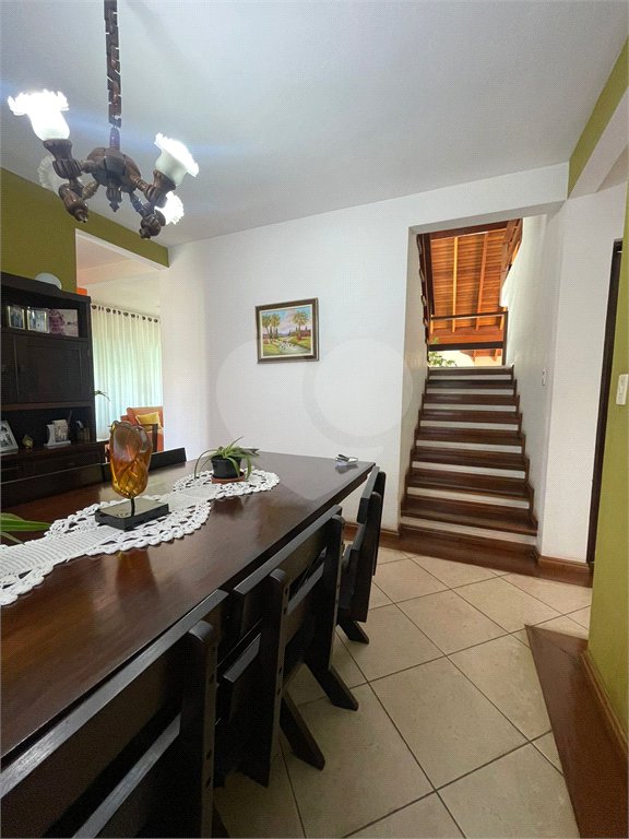 Casa à venda com 3 quartos, sendo 2 suítes,  em Vila Oliveira, Mogi das Cruzes, SP