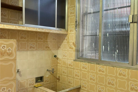 Apartamento à venda com 2 quartos em Marechal Hermes, Rio de Janeiro, RJ