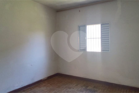 Casa à venda com 2 quartos em Jardim Santa Helena, Suzano, SP