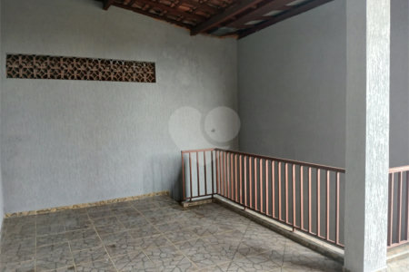 Casa à venda com 4 quartos, sendo 1 suíte, em Jardim Rosa de Franca, Guarulhos, SP