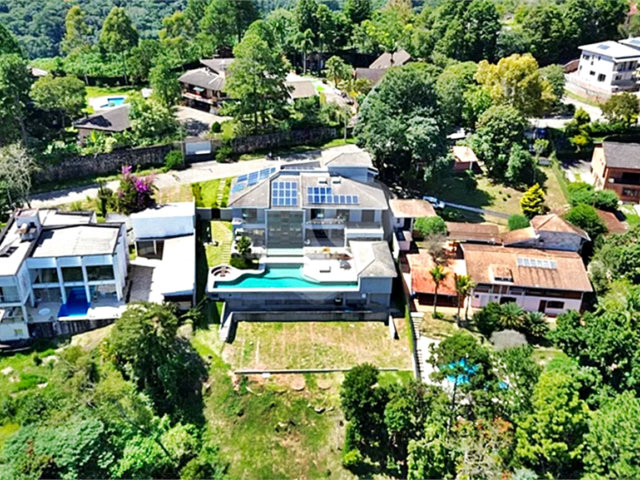 Terreno à venda com 5 suítes no condomínio Alpes da Cantareira, Mairiporã - SP