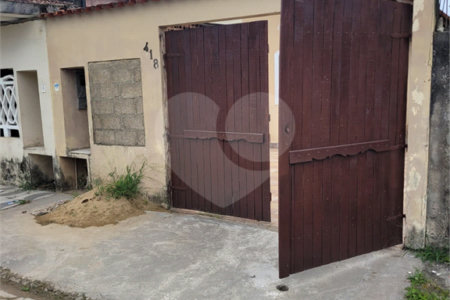 Casa à venda com 2 quartos em Suarão, Itanhaém, SP