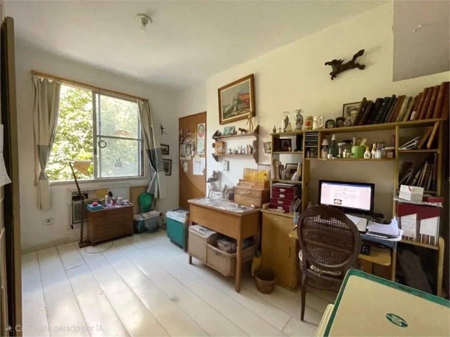 Apartamento à venda com 4 quartos, sendo 1 suíte, em Lagoa, Rio de Janeiro, RJ