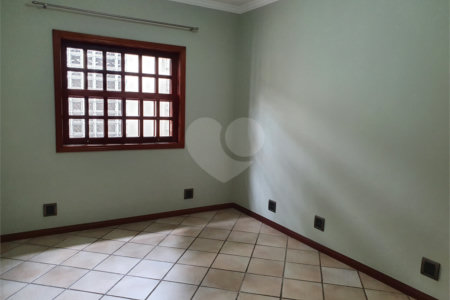 Sobrado à venda com 3 quartos, sendo 1 suíte, em Brooklin, São Paulo, SP