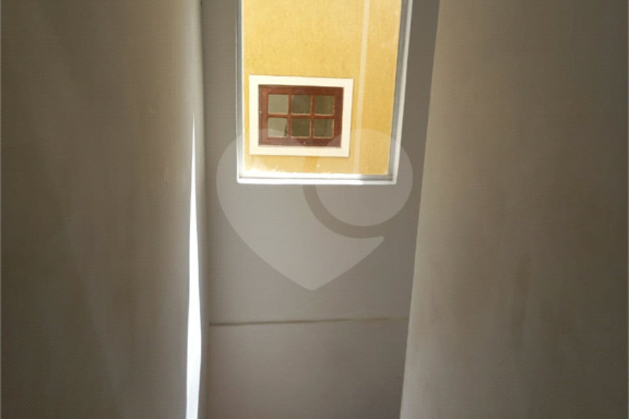 Sobrado à venda com 3 quartos, sendo 1 suíte, em Tremembé, São Paulo, SP