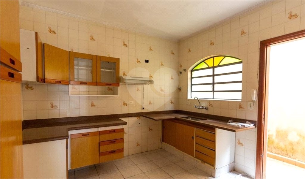 Sobrado à venda com 3 quartos, sendo 1 suíte, em Vila Vasconcelos, São Paulo, SP