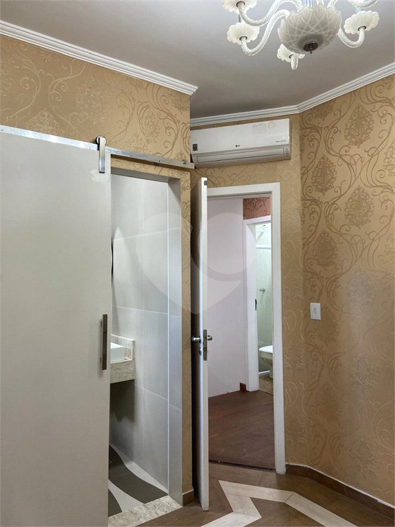 Casa de Vila à venda com 2 quartos, sendo 1 suíte,  em Silveira, Santo André, SP