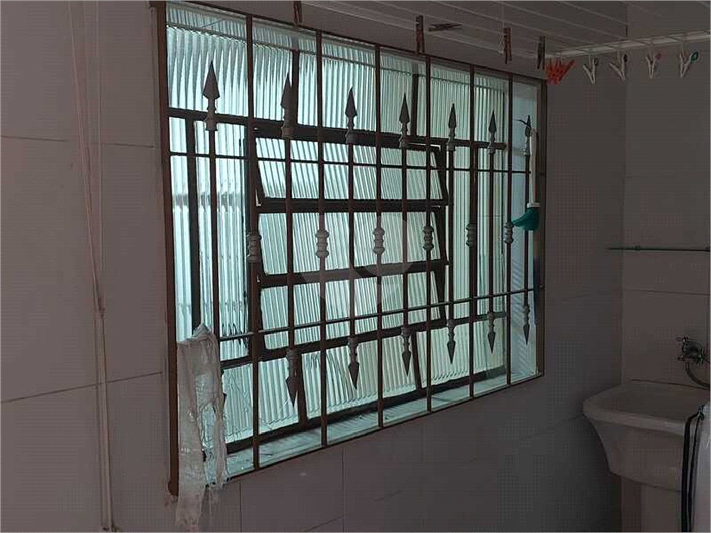 Sobrado à venda com 3 quartos, sendo 1 suíte,  no Brasilândia, São Paulo, SP