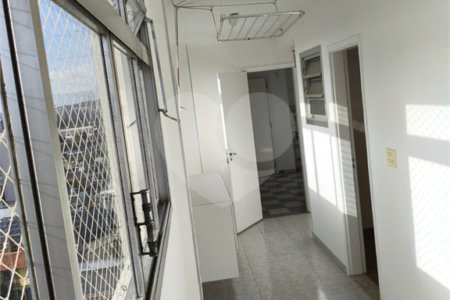 Apartamento à venda com 3 quartos, sendo 1 suíte,  em Lapa, São Paulo, SP