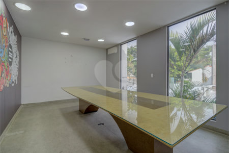 Sobrado à venda ou para alugar com 1 quarto em Chácara Santo Antônio (zona Sul), São Paulo, SP