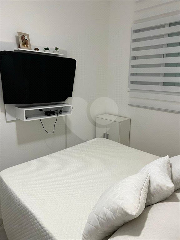 Apartamento à venda com 2 quartos, sendo 1 suíte, no Centro, Mongaguá, SP