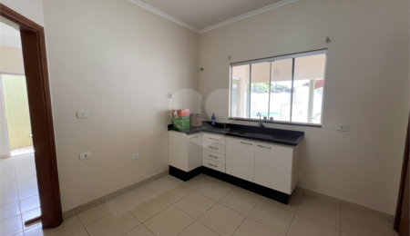 Casa à venda com 3 quartos, sendo 1 suíte,  em Jardim Primaveril, Três Lagoas, MS