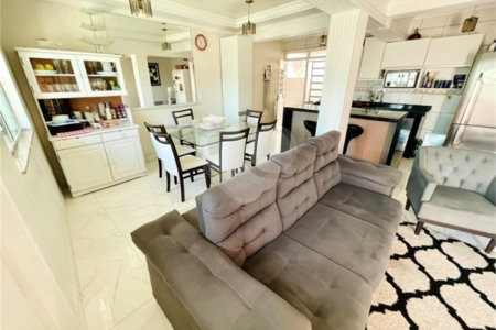 Casa à venda com 3 quartos, sendo 2 suítes,  em Vila Progresso, Sorocaba, SP