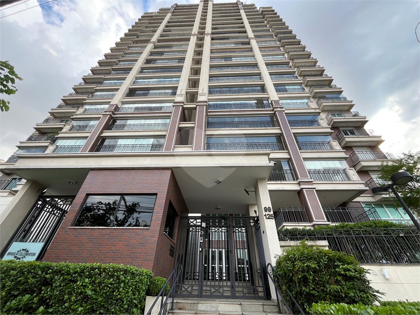 Apartamento à venda com 3 suítes em Santa Teresinha, São Paulo, SP