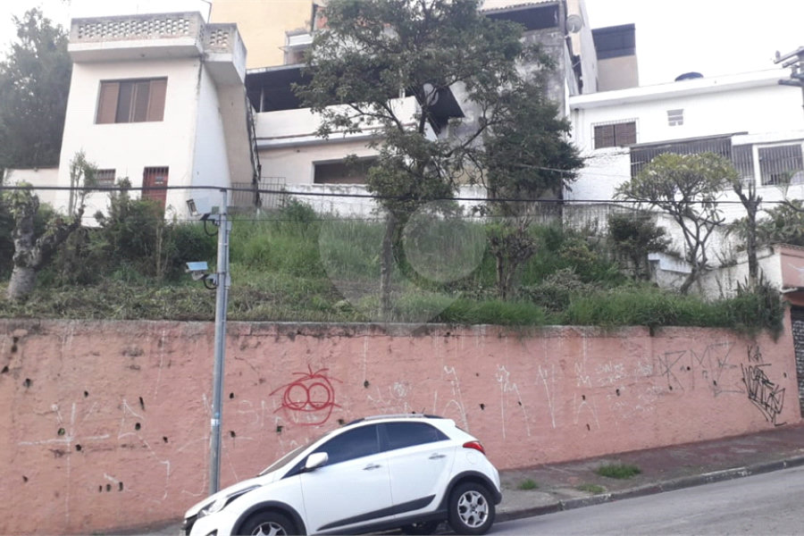 Terreno à venda em Jardim Peri, São Paulo, SP