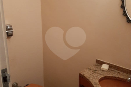 Apartamento à venda ou para alugar com 3 quartos, sendo 1 suíte,  em Indianópolis, São Paulo, SP
