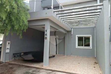 Casa à venda com 3 quartos, sendo 1 suíte, no condomínio Portal das Acacias, Indaiatuba - SP