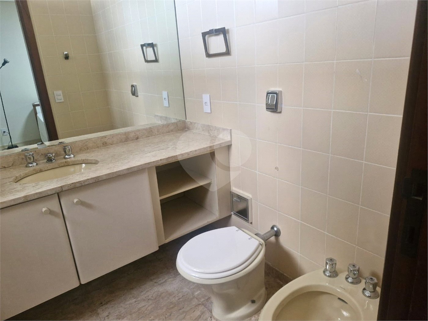 Apartamento para alugar com 4 suítes em Santo Amaro, São Paulo, SP
