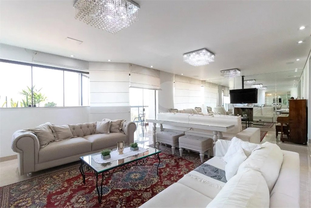 Apartamento à venda com 4 quartos, sendo 3 suítes, em Cambuci, São Paulo, SP