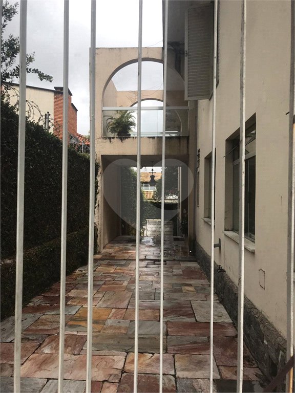 Casa à venda com 4 suítes em Jardim Leonor, São Paulo, SP
