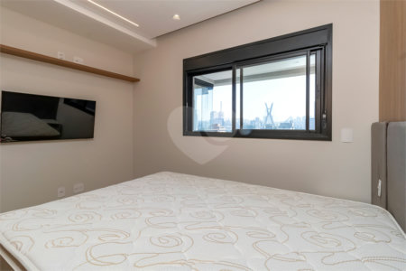 Apartamento à venda com 1 quarto em Vila Cordeiro, São Paulo, SP