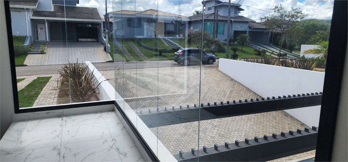 Casa à venda ou para alugar com 4 suítes no condomínio Residencial Delle Stelle, Louveira - SP