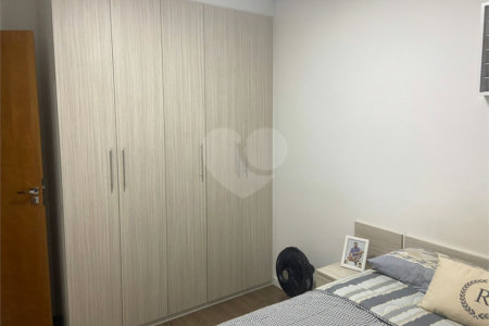 Casa à venda com 2 quartos no condomínio Guganis, São Paulo - SP