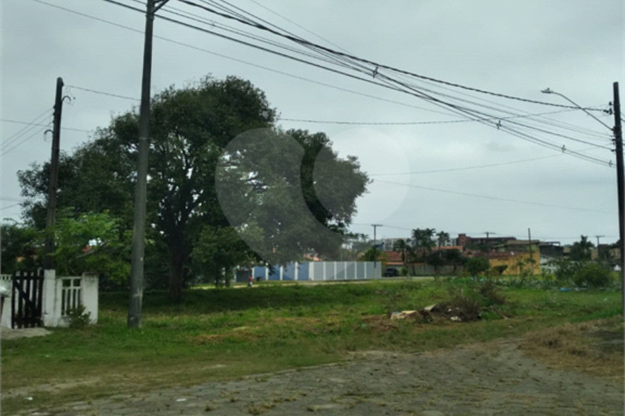 Casa Térrea à venda com 3 suítes em Loty, Itanhaém, SP