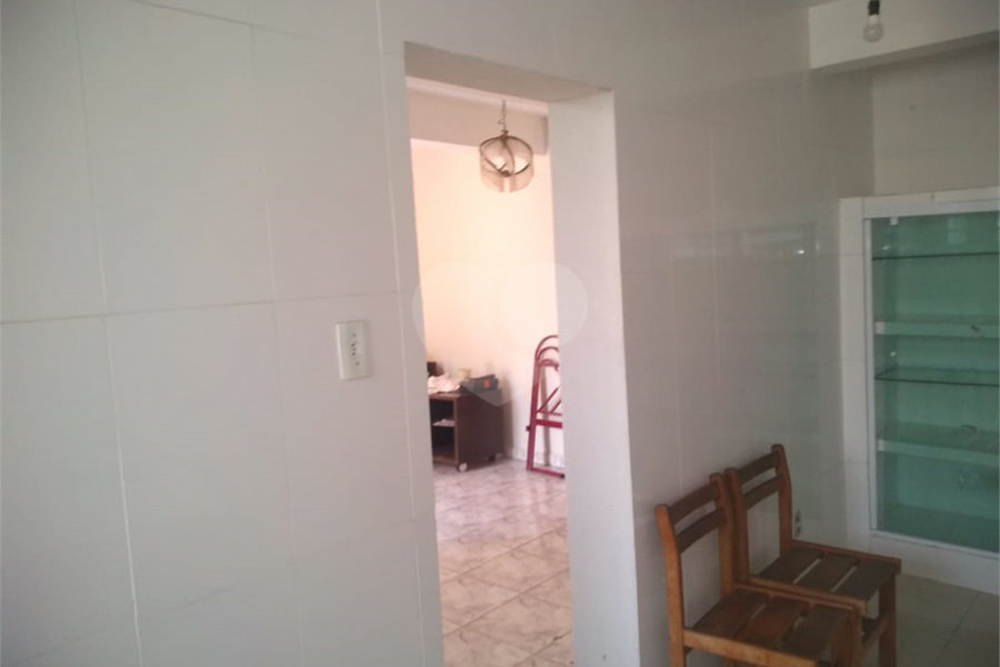 Sobrado à venda com 3 quartos em Vila Nivi, São Paulo, SP