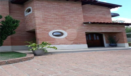 Terreno à venda com 4 quartos, sendo 3 suítes,  no condomínio Acmti - Colinas do Mosteiro, Terras de Itaici e Recanto dos Pássaros, Indaiatuba - SP