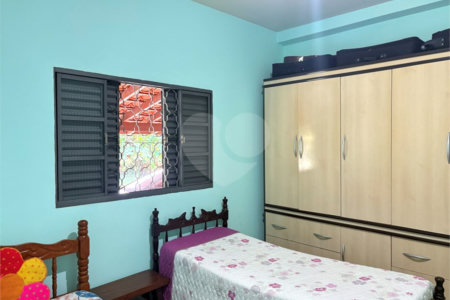 Sítio à venda com 3 quartos, sendo 1 suíte, no Centro, Guararema, SP