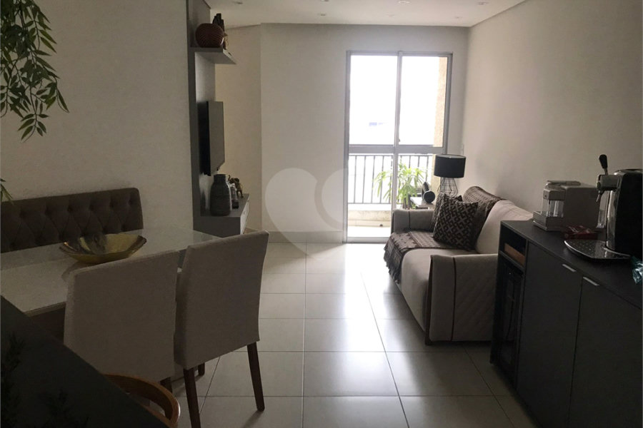 Apartamento à venda com 3 quartos, sendo 1 suíte, em São João Clímaco, São Paulo, SP