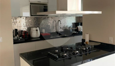 Apartamento à venda com 3 quartos, sendo 1 suíte,  em Jardim Brasil (zona Sul), São Paulo, SP