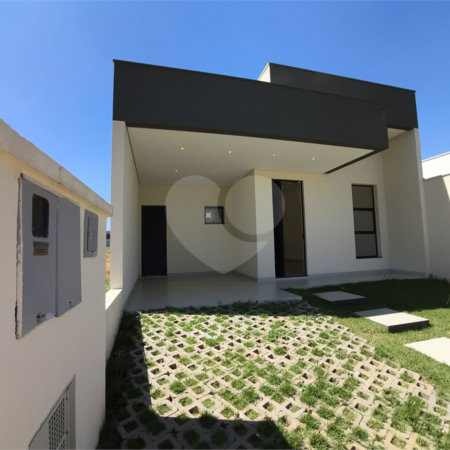 Casa à venda com 3 quartos, sendo 1 suíte, no condomínio Residencial Villagio Wanel, Sorocaba - SP