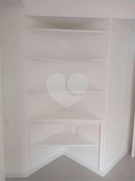 Apartamento à venda com 2 quartos, sendo 1 suíte, em Lagoa, Rio de Janeiro, RJ