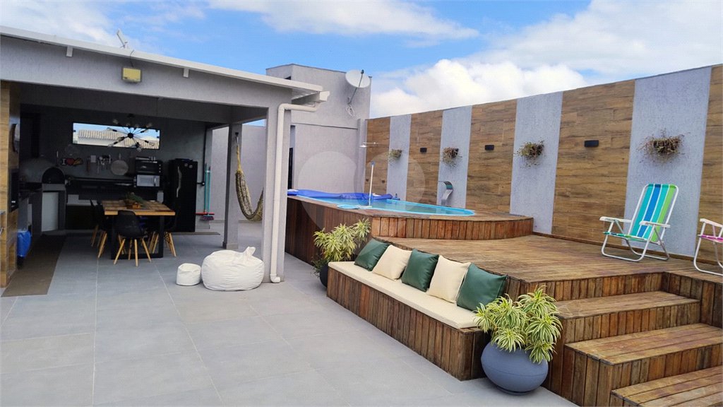Casa à venda com 3 quartos, sendo 2 suítes, no condomínio Planície do Araguaia, Rio de Janeiro - RJ