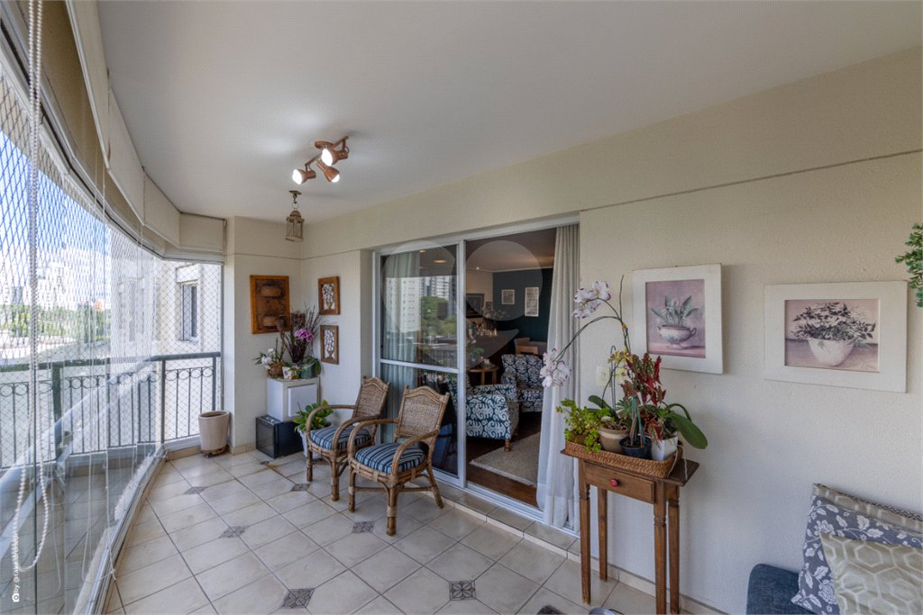 Apartamento à venda com 3 quartos, sendo 2 suítes, em Jardim Marajoara, São Paulo, SP