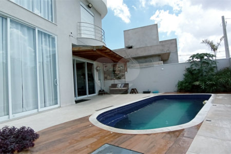 Casa à venda com 3 suítes no condomínio Vila do Sol, Valinhos - SP