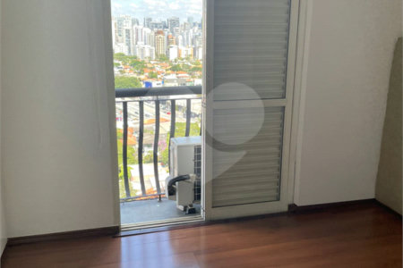 Apartamento para alugar com 3 quartos, sendo 1 suíte, em Indianópolis, São Paulo, SP
