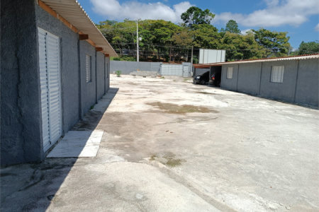 Casa à venda com 5 quartos, sendo 3 suítes, em Jardim Villaça, São Roque, SP