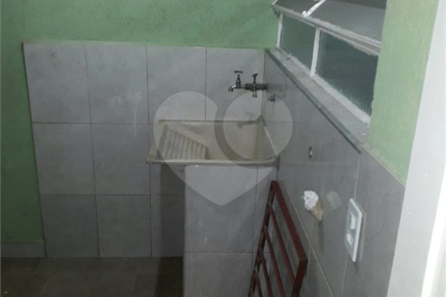 Sobrado à venda com 2 quartos em Horto, São Paulo, SP
